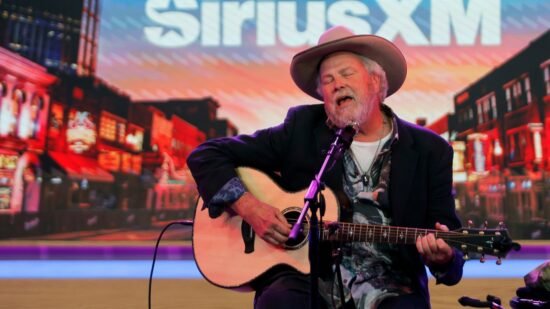 Robert Earl Keen Got Sober and Changed His Mind on Retirement
