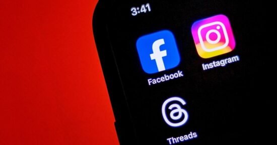 How Meta’s new community notes program might work as fact-checking ends for Facebook, Instagram