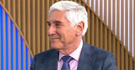 Dr. Jon LaPook unpacks surgeon general’s call for cancer warnings on alcohol