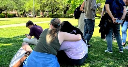 4/17: CBS Evening News Plus