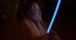 People only just realising how Star Wars lightsabers work | Films | Entertainment