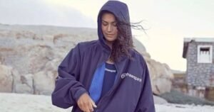 Dryrobe alternative reduced to £49.99 on Amazon