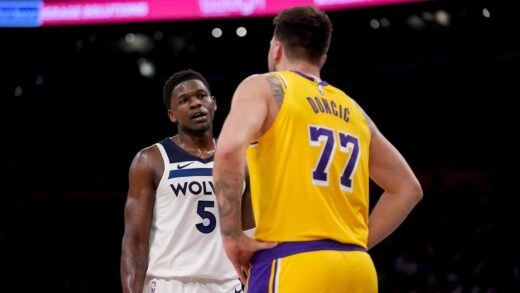 NBA playoffs: Lakers score victory despite Anthony Edwards dunk
