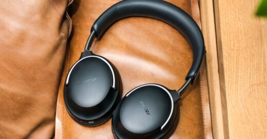 Bose’s QuietComfort Ultra are nearly $200 off in refurbished condition
