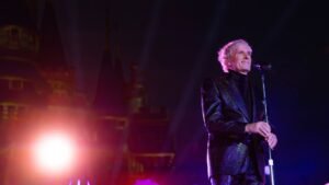 Michael Bolton Talks Brain Cancer Battle in New Interview