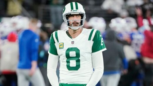 Aaron Rodgers down to one NFL team after Vikings move