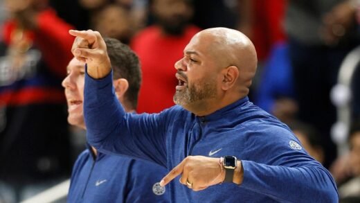 NBA playoffs: Pistons coach irate over late no-call in loss to Knicks