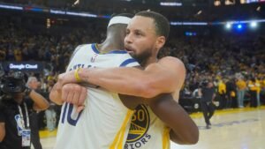 NBA Playoffs: Warriors step over Grizzlies behind Stephen Curry, Jimmy Butler