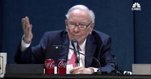 Warren Buffett steps down from Berkshire Hathaway, slams trade war