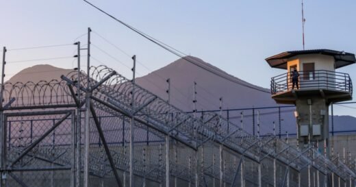 Judge orders Trump administration to allow attorneys access to Venezuelan man in Salvadoran prison