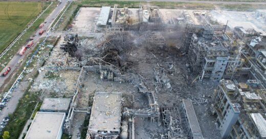5 dead and 6 missing after explosion at Chinese chemical plant
