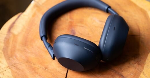 Sony WH-1000XM6 wireless headphones hands-on: Sony plays the hits