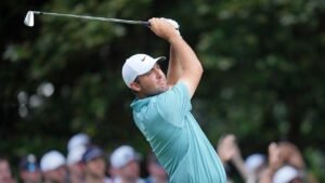 Scottie Scheffler takes 3-stroke lead into PGA Championship final round