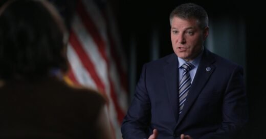 Crime rings using stolen identities to steal billions in taxpayer money from federal, state governments