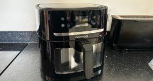 I ditched my Ninja for this AI smart air fryer