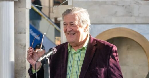 Stephen Fry said 1932 sci-fi classic is his favourite book ever written | Books | Entertainment