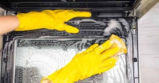 Keep your oven clean and ‘grease-free’ with simple £4 item