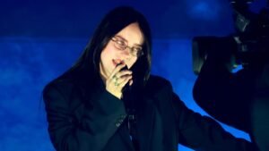 Billie Eilish Covers Radiohead’s ‘Creep’ in Amsterdam