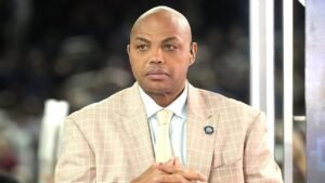 Charles Barkley sounds alarm amid fallout over Bill Belichick’s romance
