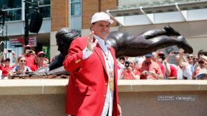 MLB news: Rob Manfred talks about ‘difficult’ decision to reinstate Pete Rose