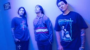 Pierce the Veil Share ‘Kiss Me Now’ From ‘Jaws of Life’ Deluxe Album
