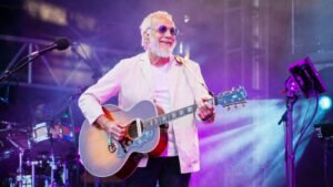 Yusuf/Cat Stevens Announces Memoir ‘Cat on the Road to Findout’