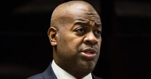 Judge dismisses Newark mayor’s trespassing charge