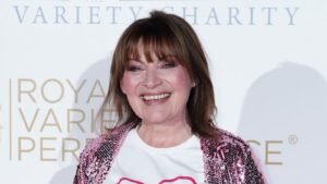 Lorraine Kelly says she will undergo surgery to remove ovaries | Ents & Arts News
