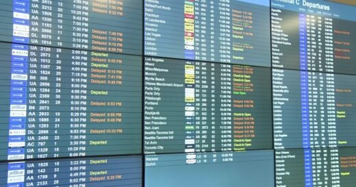 To fix Newark Airport delays, the FAA should take these steps, United Airlines CEO says