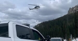 3 rock climbers fall to their deaths while descending steep gulley in Washington state; 4th climber survives