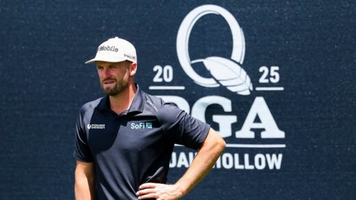 Golfer apologizes after meltdown at PGA Championship