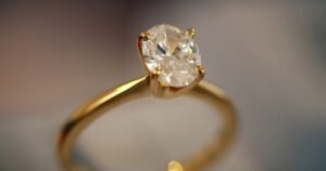 Can You Tell the Difference Between Natural and Lab Diamonds?