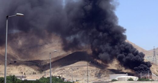 Israel and Iran launch new rounds of attacks on fourth day of conflict