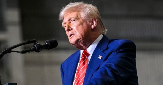 Trump discusses Russia-Ukraine war in call with Putin