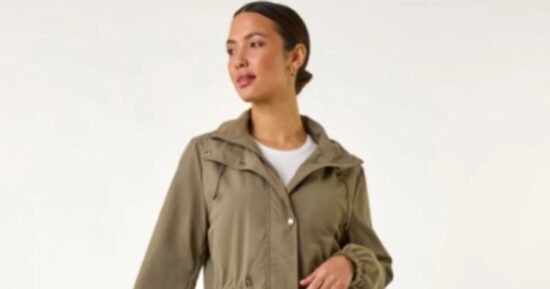 Roman fans snap up lightweight waterproof jacket for summer showers