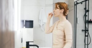 Brits urged to brush their teeth as temperatures soar this week