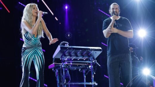 Kelsea Ballerini Duets With Noah Kahan During CMA Fest Set: Watch