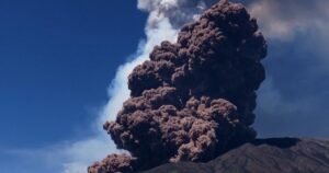 Mount Etna eruption causes massive ash cloud