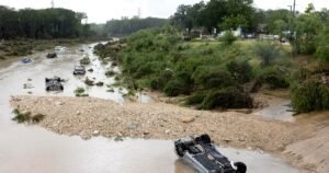 At least 11 dead, several missing in San Antonio after rapid flooding