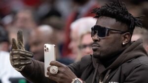Antonio Brown posted on social media after an attempted murder warrant was issued