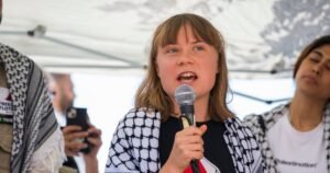 Greta Thunberg joins aid ship sailing to Gaza