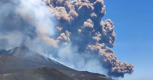 Italy’s Mount Etna volcano erupts with a massive ash cloud and a “lava fountain”