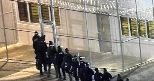 Sheriff says riot in Tennessee prison is contained, inmates back in cells