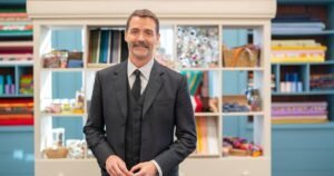 Great British Sewing Bee judge fires dig at Beckhams over ‘s***’ estate | Celebrity News | Showbiz & TV