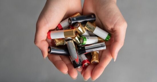 Check if batteries are really dead with ‘genius’ drop test