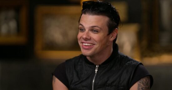 Yungblud on his rise to fame and working with his music inspirations: “I really got to thank my hero”