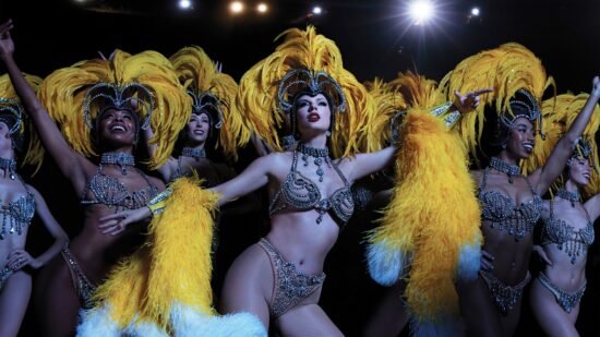 Taylor Swift Sets Six-Part Eras Tour Docuseries, Extends Concert Film