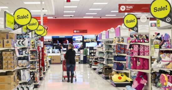 How to Shop Smarter and Avoid Holiday Discount Burnout
