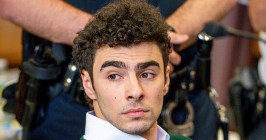 Luigi Mangione is being used as a Trump administration ‘pawn,’ defense argues in bid to dismiss indictment