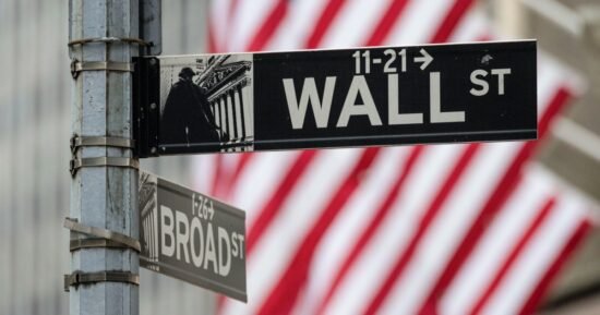 Fears of an AI bubble are growing, but some on Wall Street aren’t worried just yet